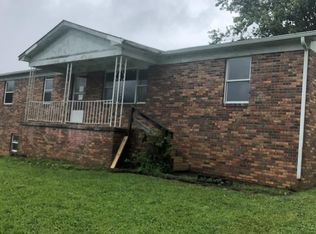 209 Hummingbird Hl, Tazewell, VA 24651