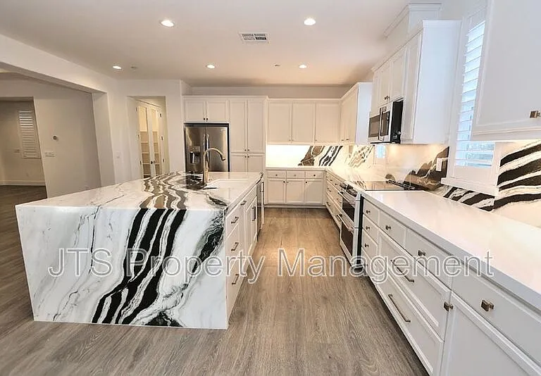 4988 Amina Fair Way — Photo 15