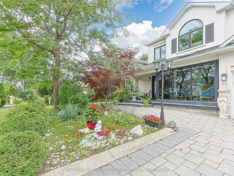 120 Kootenay Rdg — Photo 4