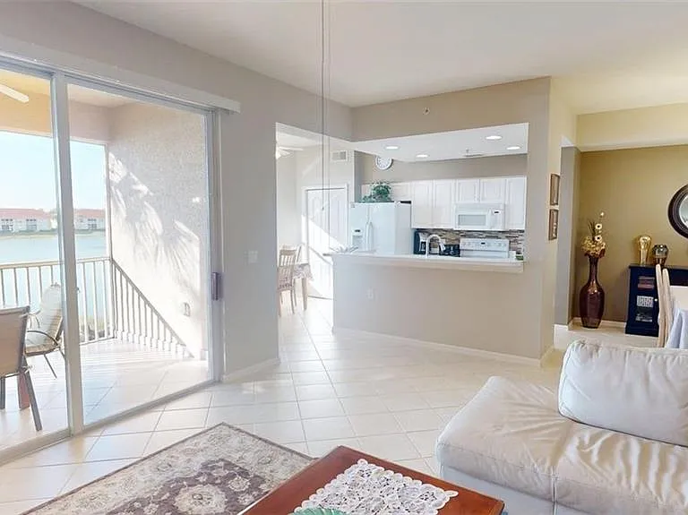 2730 Cypress Trace Cir #2828 — Photo 5