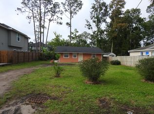 94 Ardella Rd, Atlantic Beach, FL 32233