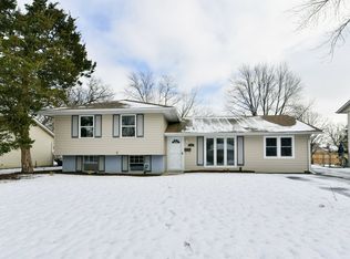 945 Purdue Ln, Matteson, IL 60443