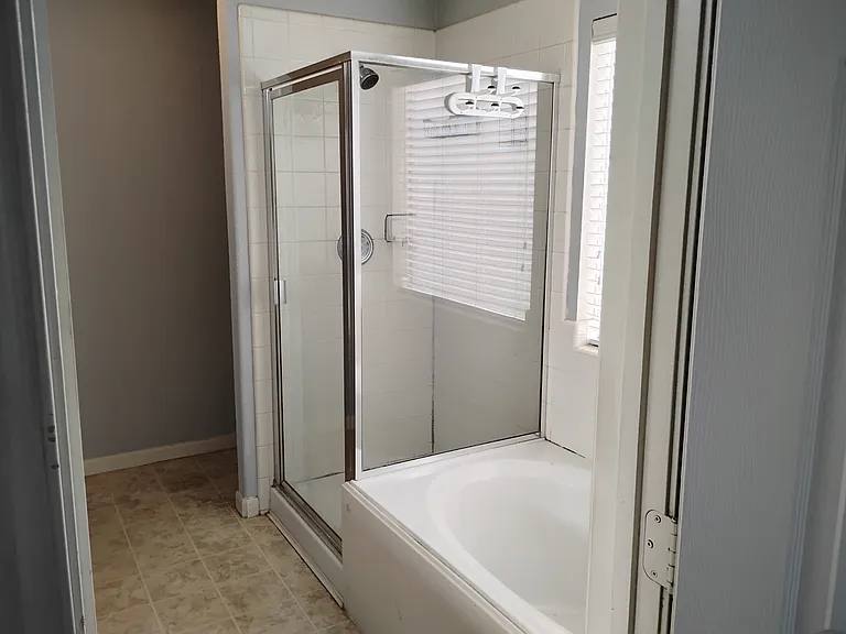 Main bathroom