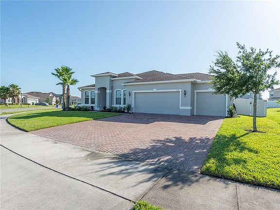 2nd image of 718 Grassy Stone Dr