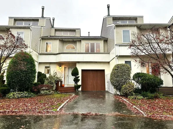 140 Atlantic Avenue #412, Oceanside, NY 11572