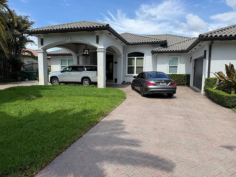 3440 SW 132nd Ct — Photo 5
