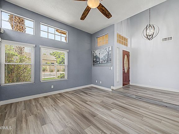 3rd image of 16813 S 31ST Way