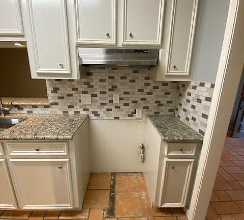 2nd image of 3806 Tidewater Dr