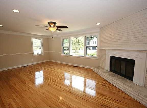 4th image of 4951 France Ave