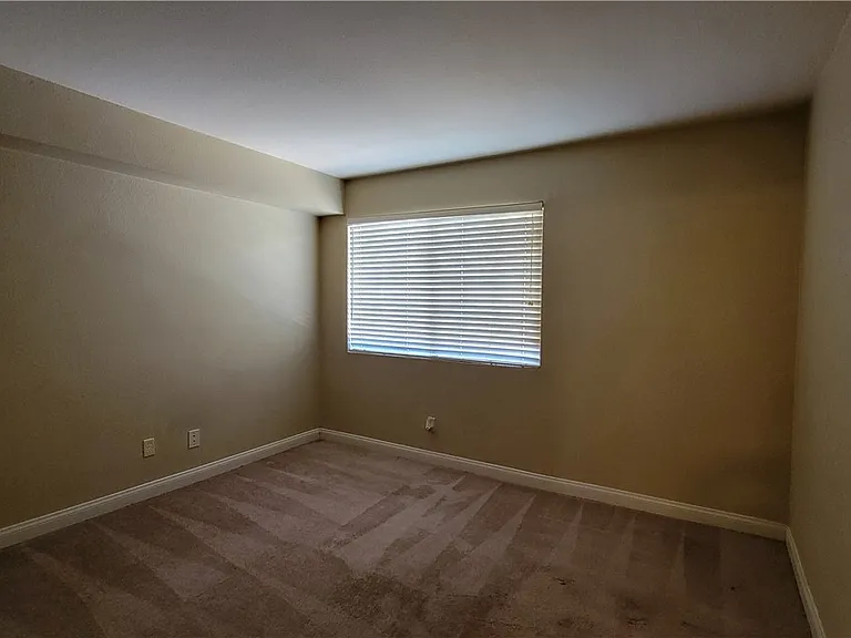 2750 S Durango Dr #2020 — Photo 9