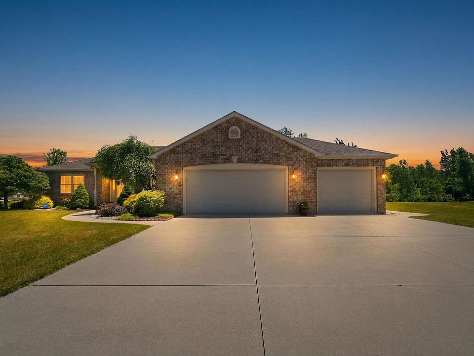 1st image of 103 Mactavish Ct