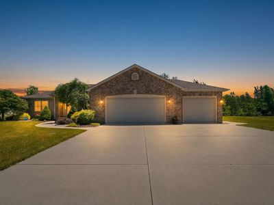103 Mactavish Ct, Angola, IN, 46703