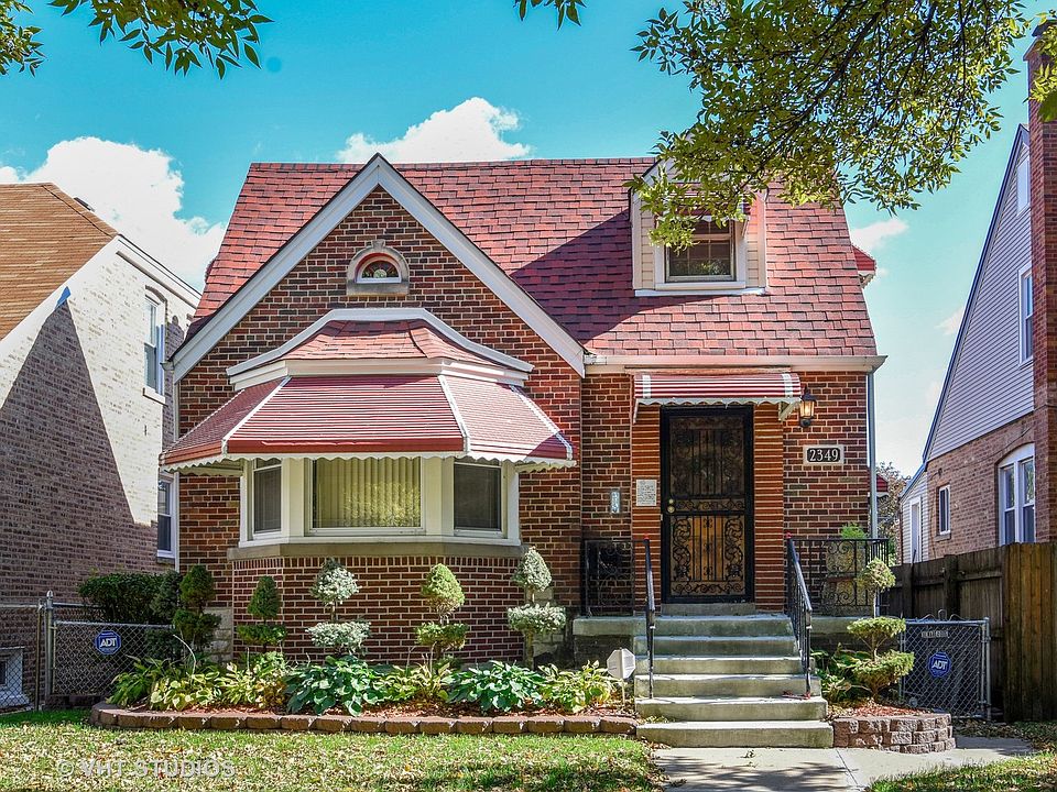 1st image of 2349 N Oak Park Ave