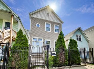 1717 N Kimball Ave, Chicago, IL 60647