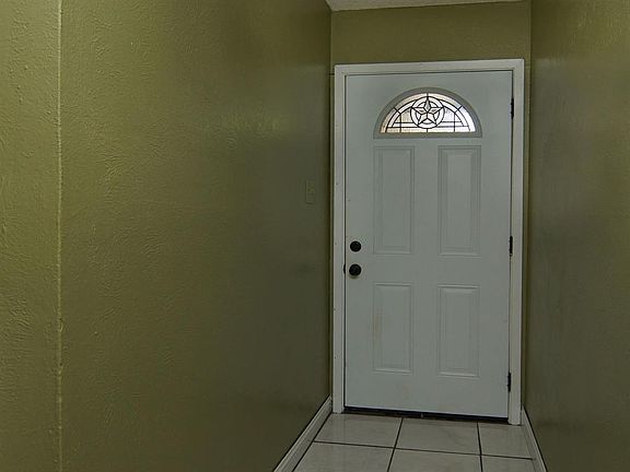 5th image of 7620 Parkwood Ln