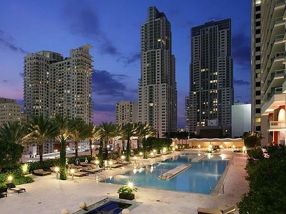 2nd image of 50 Biscayne Blvd #1613