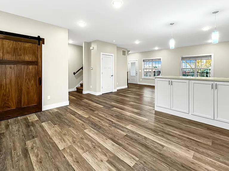 Highland Pointe — Photo 23