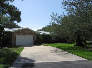 222 Smallwood Ave, Fort Pierce, FL 34982