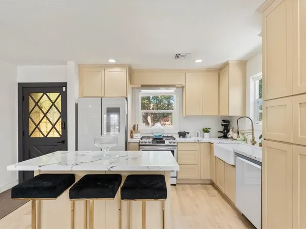 1456 N 9th St, Colton, CA 92324