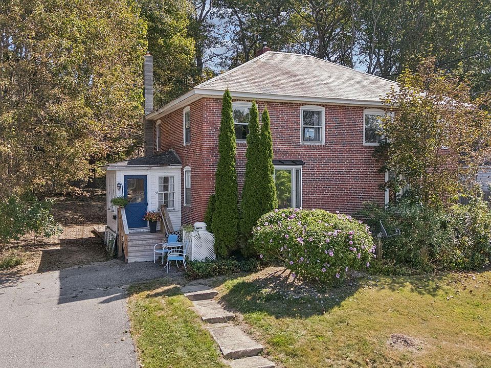 1st image of 33 Meadow Way