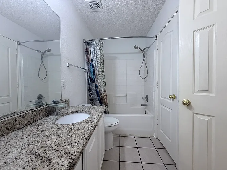 2207 Hickory Wood Trl — Photo 37