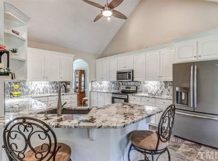 103 Teal Pointe Dr, Pikeville, NC 27863