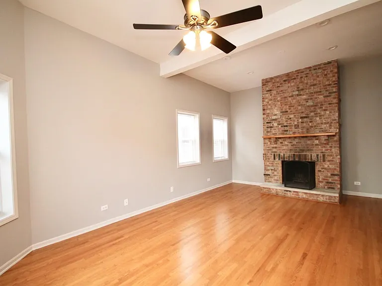617 W Drummond Pl #2CE — Photo 6