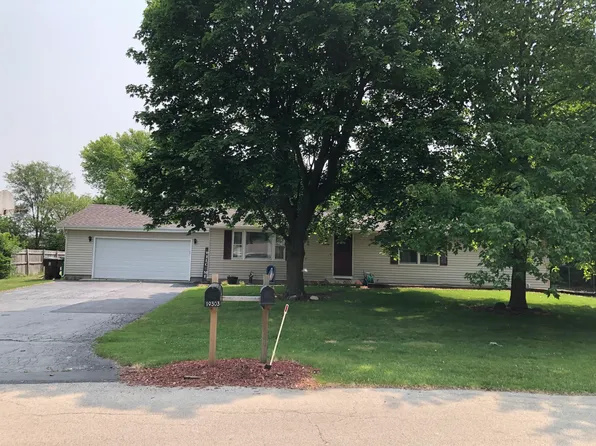 19256 W Raymond Dr, Elwood, IL 60421