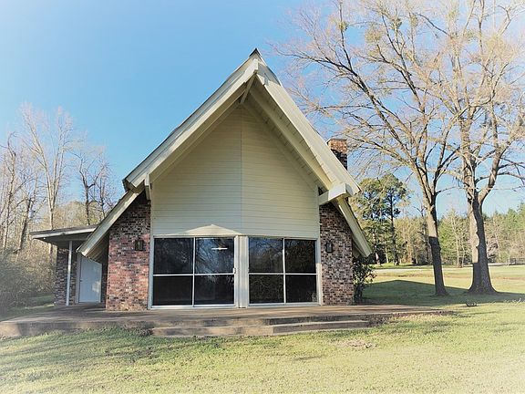 2nd image of 1052 County Road 425
