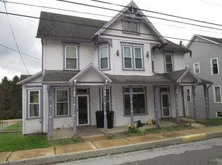 740 Main St, Shanksville, PA 15560