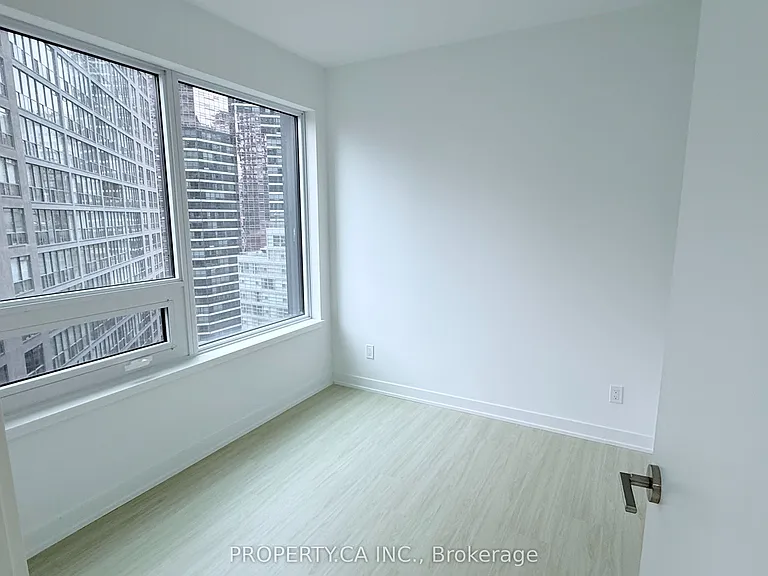 8 Wellesley St W #1916 — Photo 11
