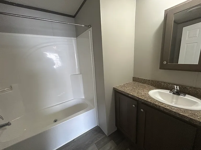 449 Montana St — Photo 12