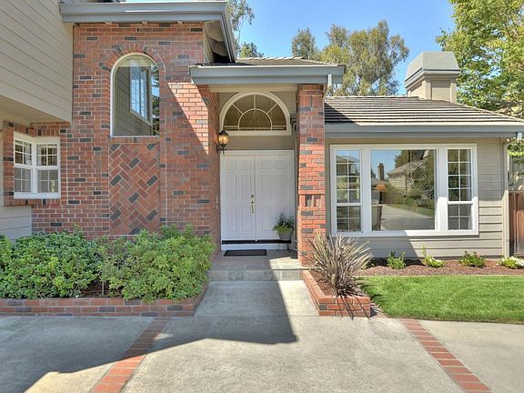 4th image of 10475 San Fernando Ave
