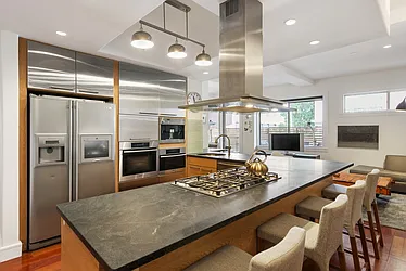 Sold by Nest Seekers International