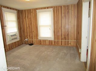 730 Vattier St APT 2, Manhattan, KS 66502