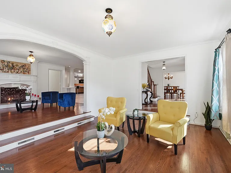 7 Monroe Pl — Photo 28