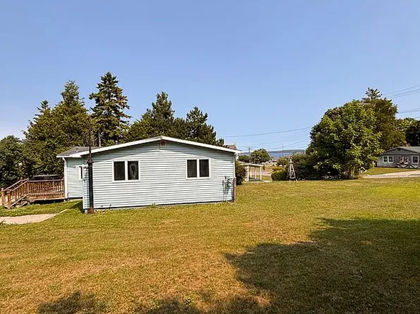 333 Marquette St, Saint Ignace, MI 49781