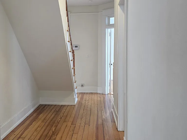 1429 Stovall St — Photo 18