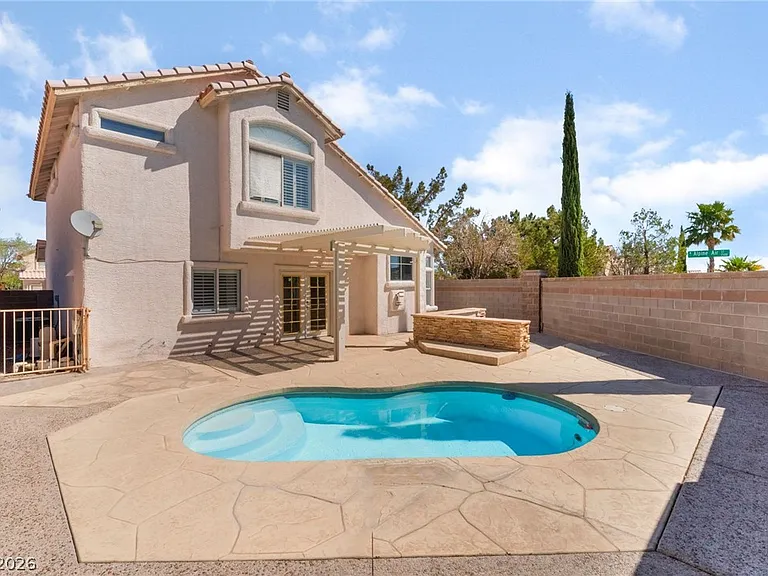 10401 Horseback Ridge Ave — Photo 22