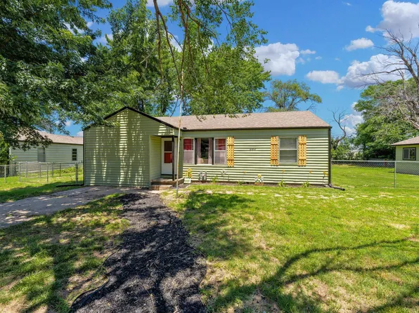 542 W Sunrise Dr, Wichita, KS 67217
