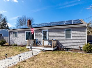 8 Mason Street Ext, Buzzards Bay, MA 02532