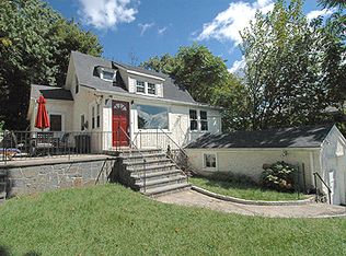 7 Harrison Dr, Larchmont, NY