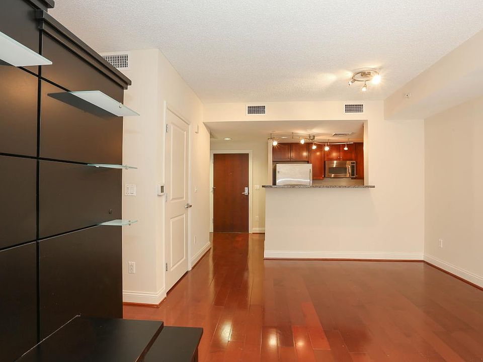 Living room/Kitchen