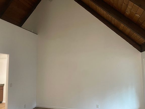 4th image of 26025 Otter Dr #2