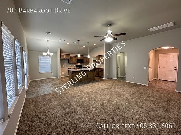5th image of 705 Barbaroot Dr