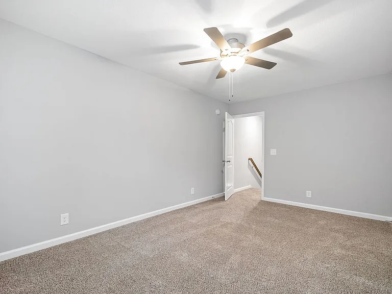 254 Woodland Valley Ln — Photo 19