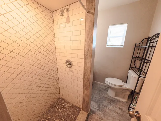 756 E University Dr — Photo 4