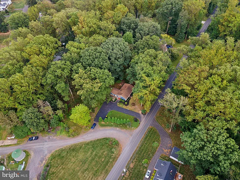 3249 Mill Rd — Photo 35