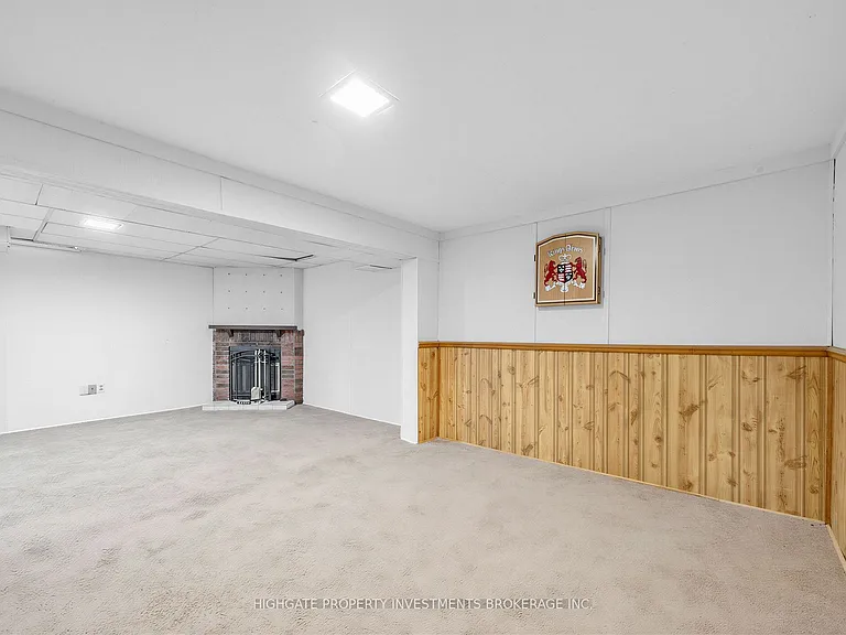 739 Edgewood Rd — Photo 23