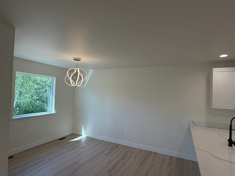 300 W Ashbrook Dr #1 — Photo 3